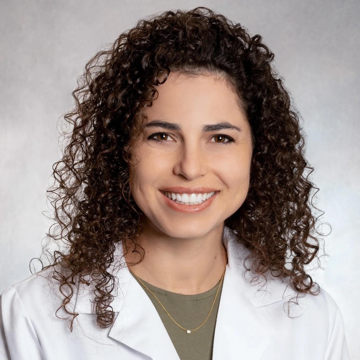 Chanel Fischetti, Clinical Advisor